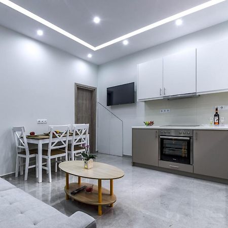 Renovated 2Bd House Close To Pireus Port Ngoại thất bức ảnh
